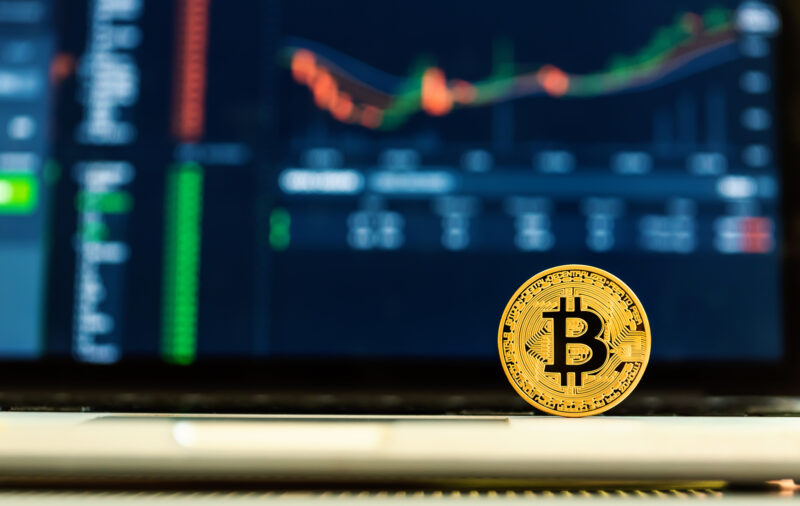 If you are wanting to start trading cryptocurrencies, this guide will help you choose between the top crypto trading platforms.