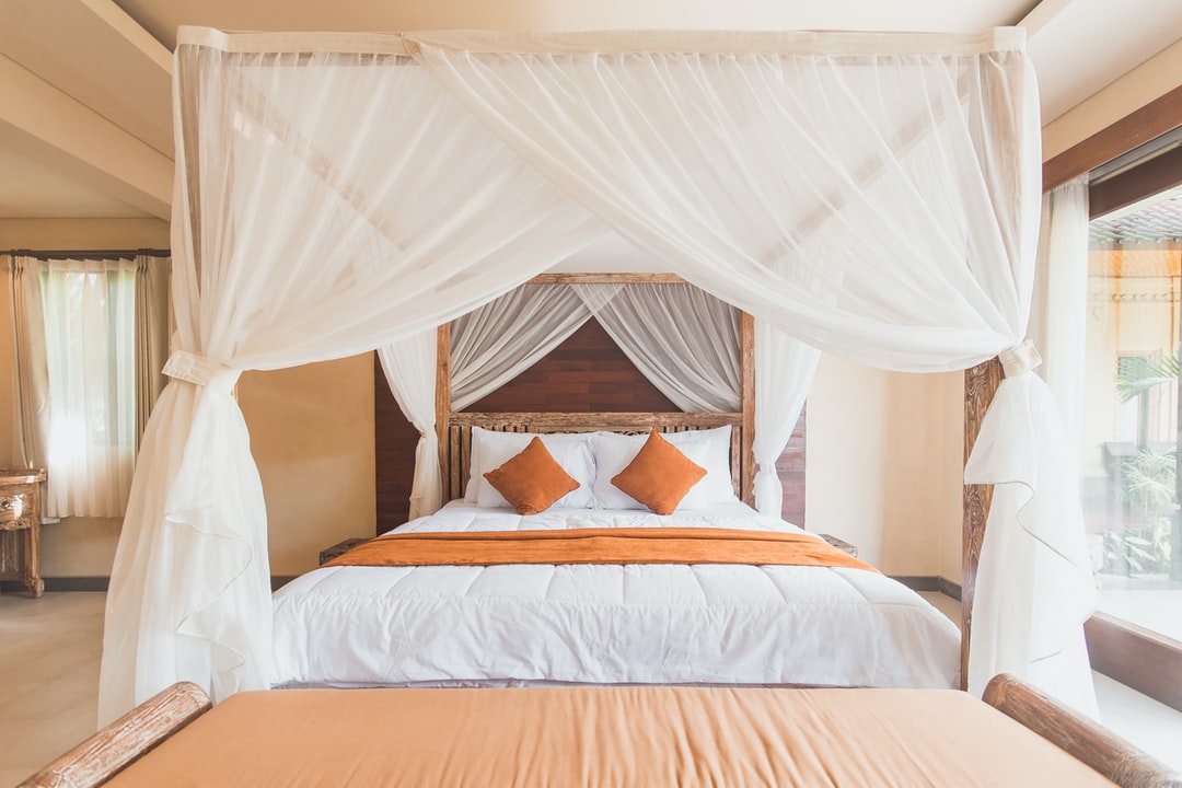 Did you know that not all residential beds are created equal these days? Here are the undeniable benefits of buying a canopy bed.