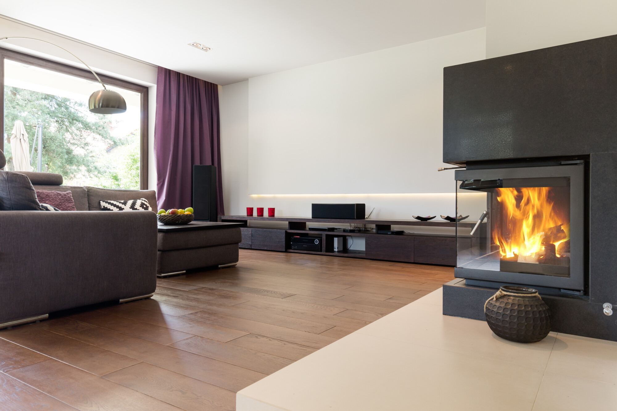 Wood vs gas fireplace: How much do you know about the differences between the two? Read on to learn more about the differences between them.