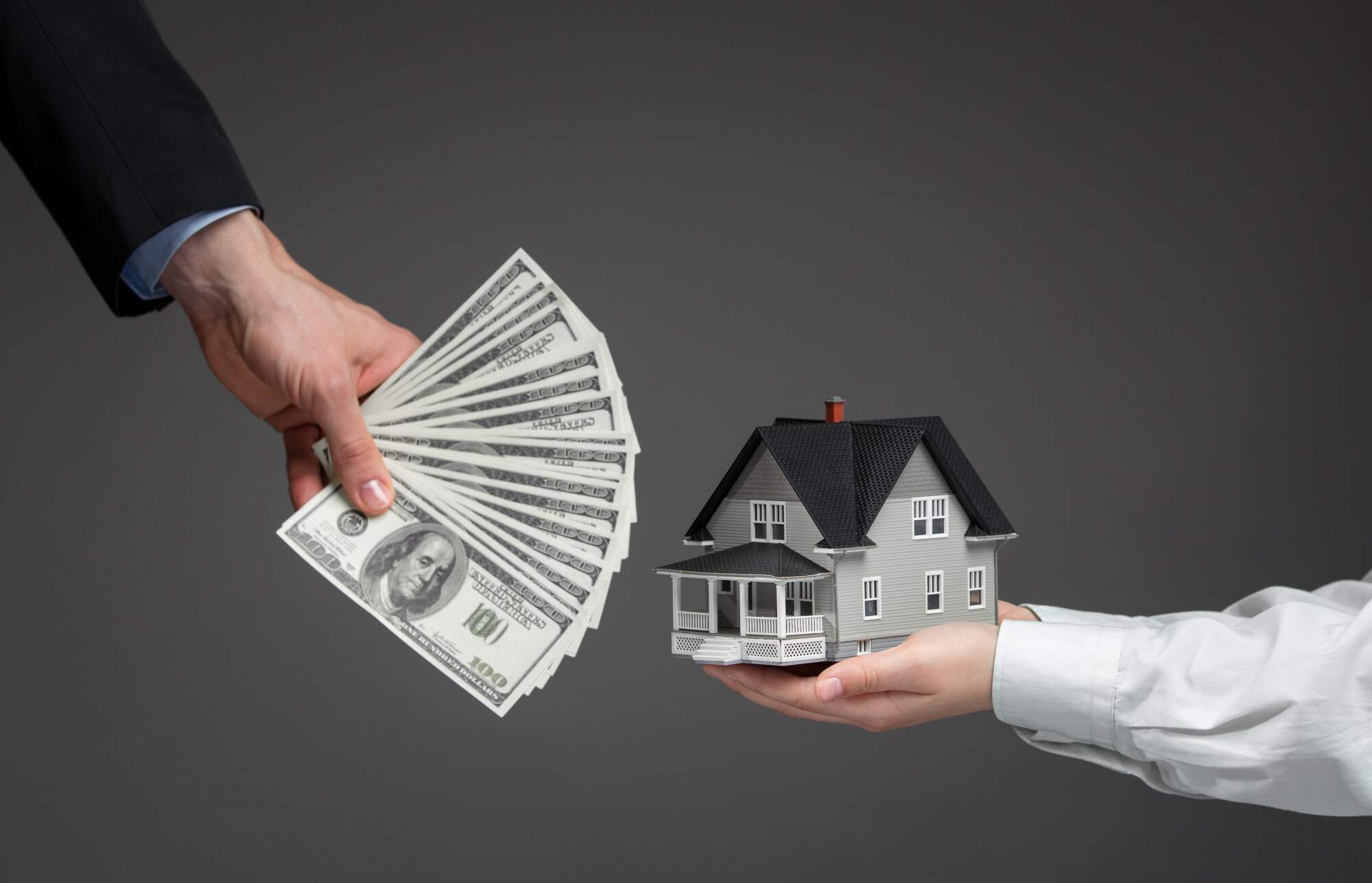 If you are trying to sell your house quickly, a cash buying service can help. Here is everything you need to know about how to pick a cash house buyer.