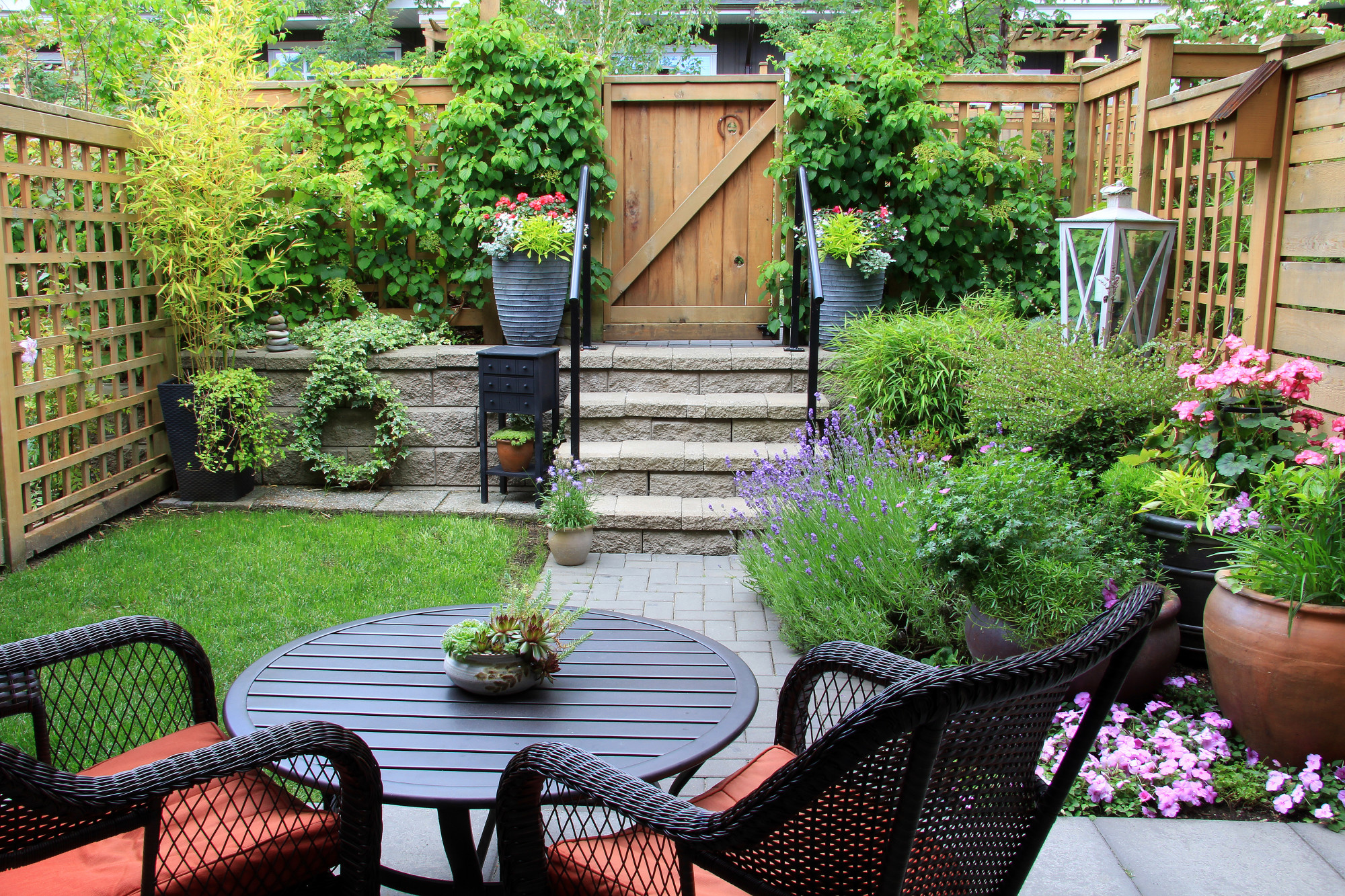 When you want to spruce up your backyard for the summer, click here to explore these inspiring garden design ideas you'll love!