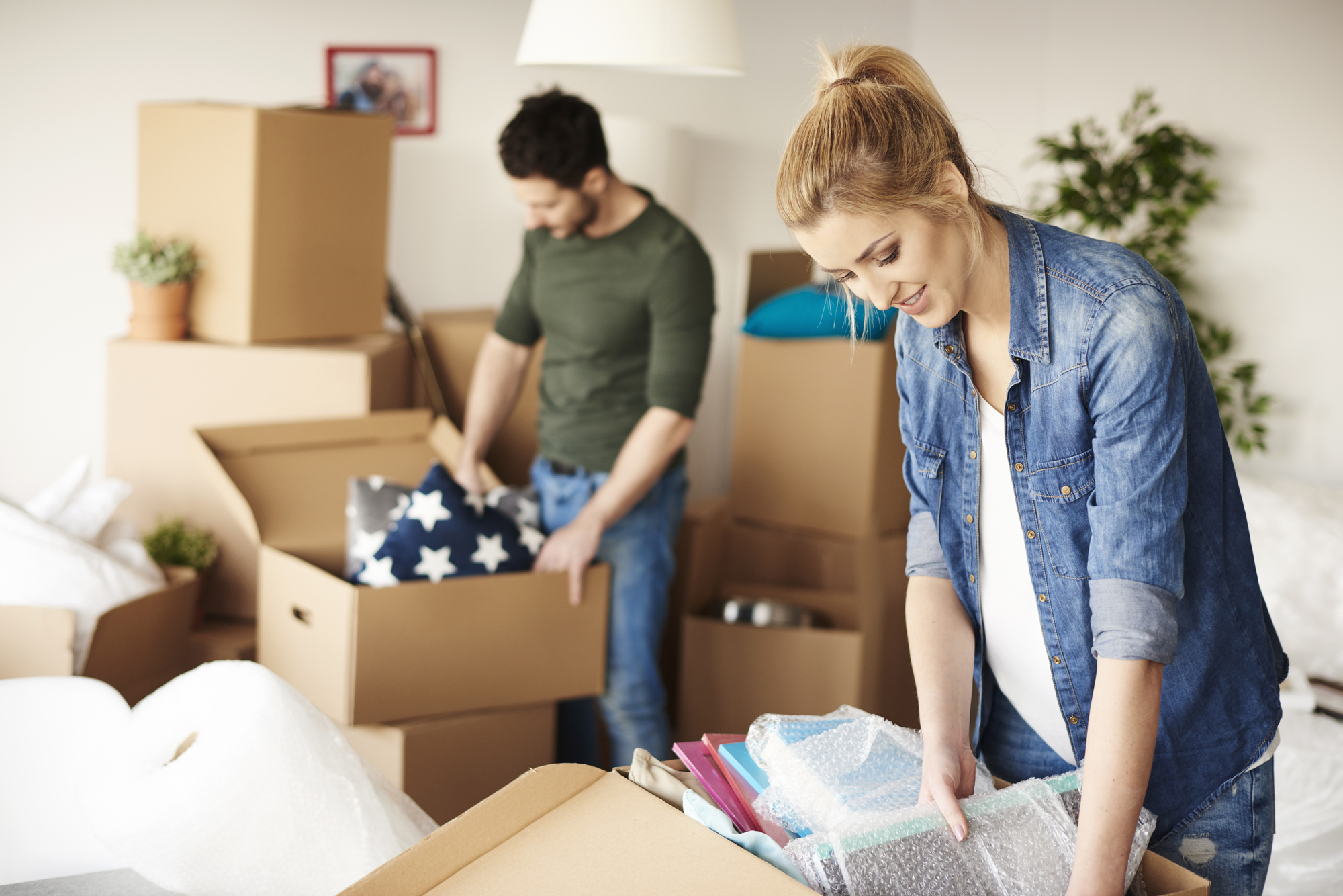What's the secret to ensuring moving day goes successfully and according to plan? See our tips about moving house for a stress free moving day today.