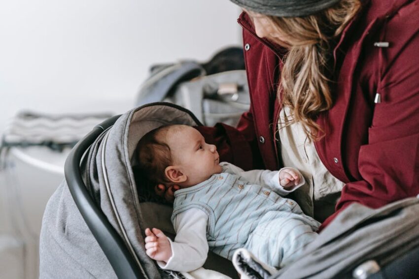 Essential for moms on the go! Discover why every mom needs a mini diaper bag. Streamline your essentials with our checklist for convenience and style.